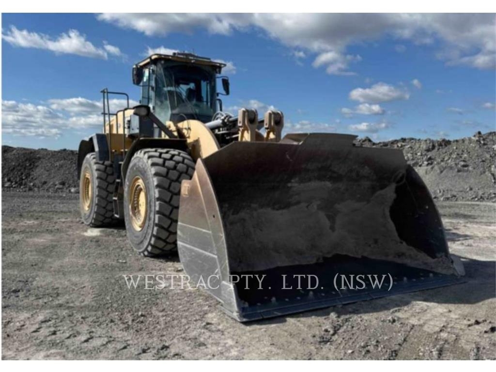 CAT 982 image 2