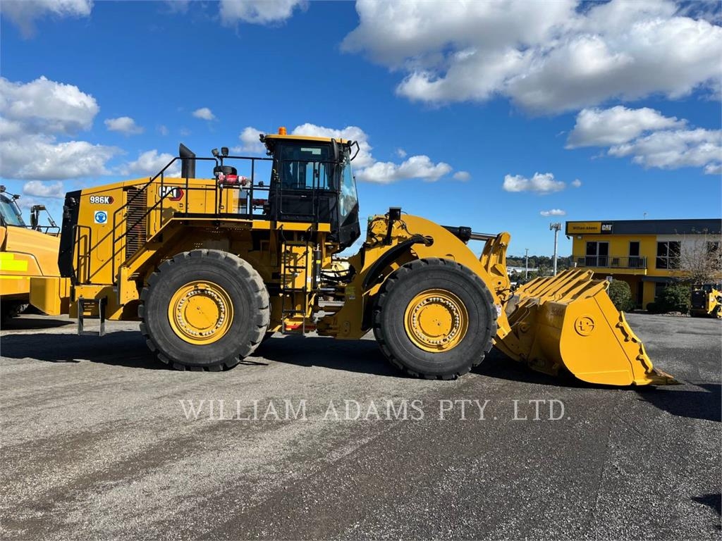 CAT 986K image 11