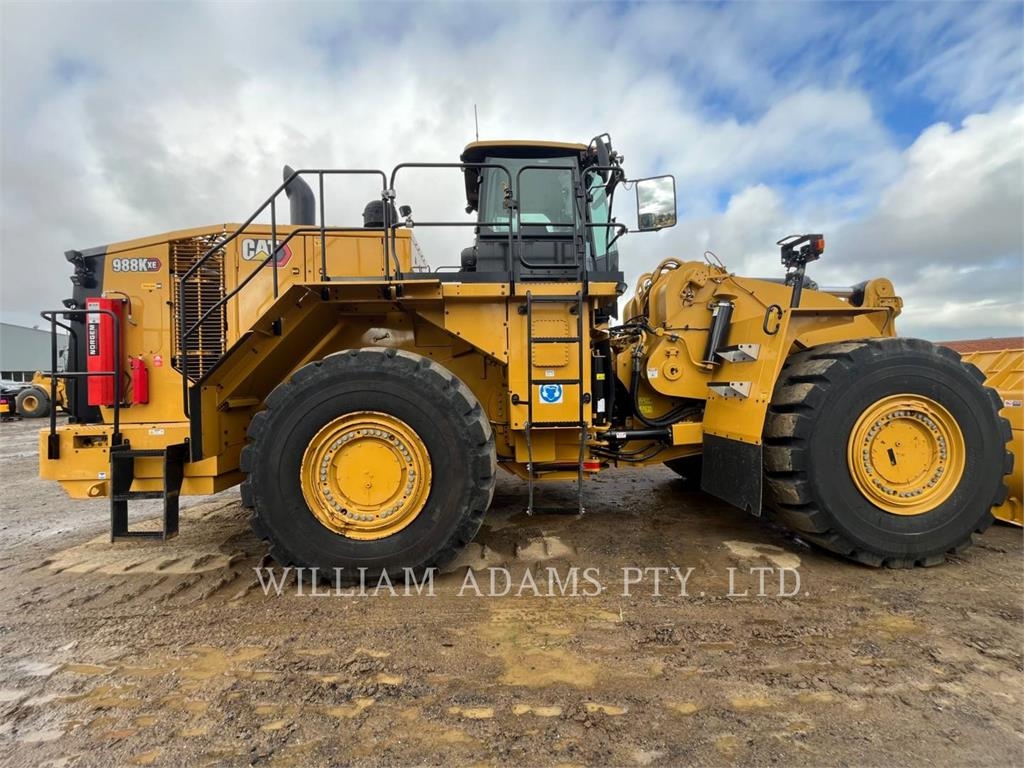 CAT 988K image 10