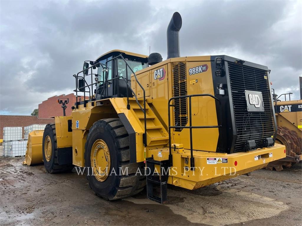 CAT 988K image 4