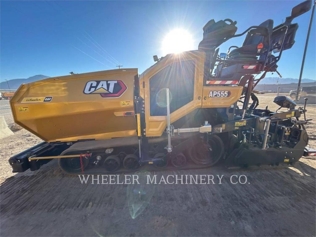 CAT AP555 - Asfaltadoras - Construcción - CATERPILLAR WORLDWIDE
