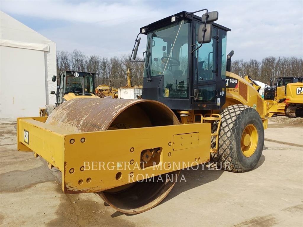 CAT CS 64 B - Cilindros Compactadores monocilíndricos - Equipamentos ...