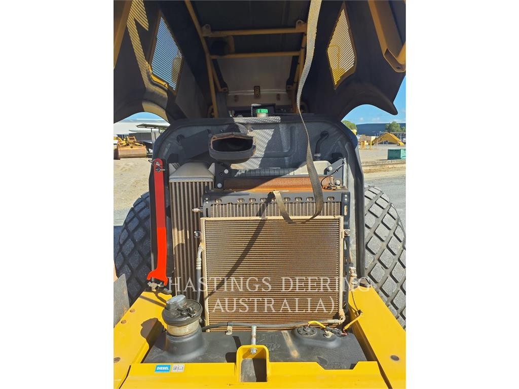 CAT CS78BLRC image 7