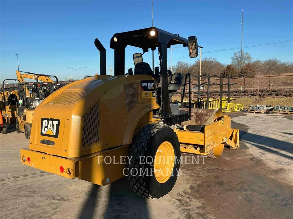 Cs44b 2020 CAT CS44B For Sale - 103,900 USD | Cat Used