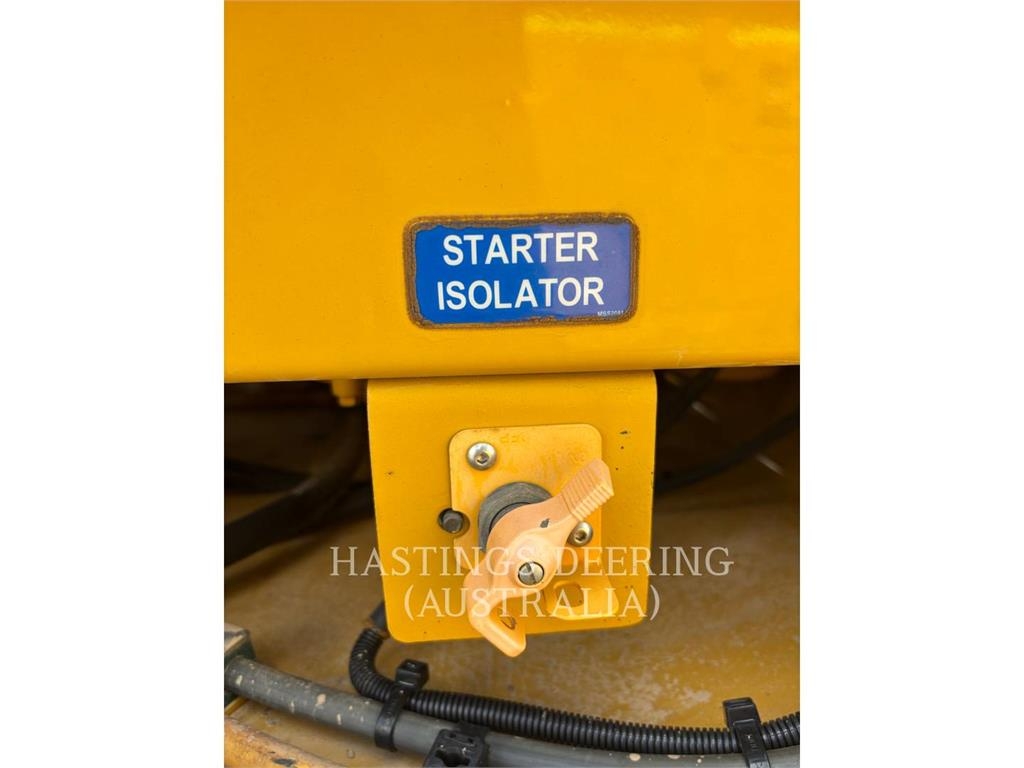 CAT CW34LRC image 12