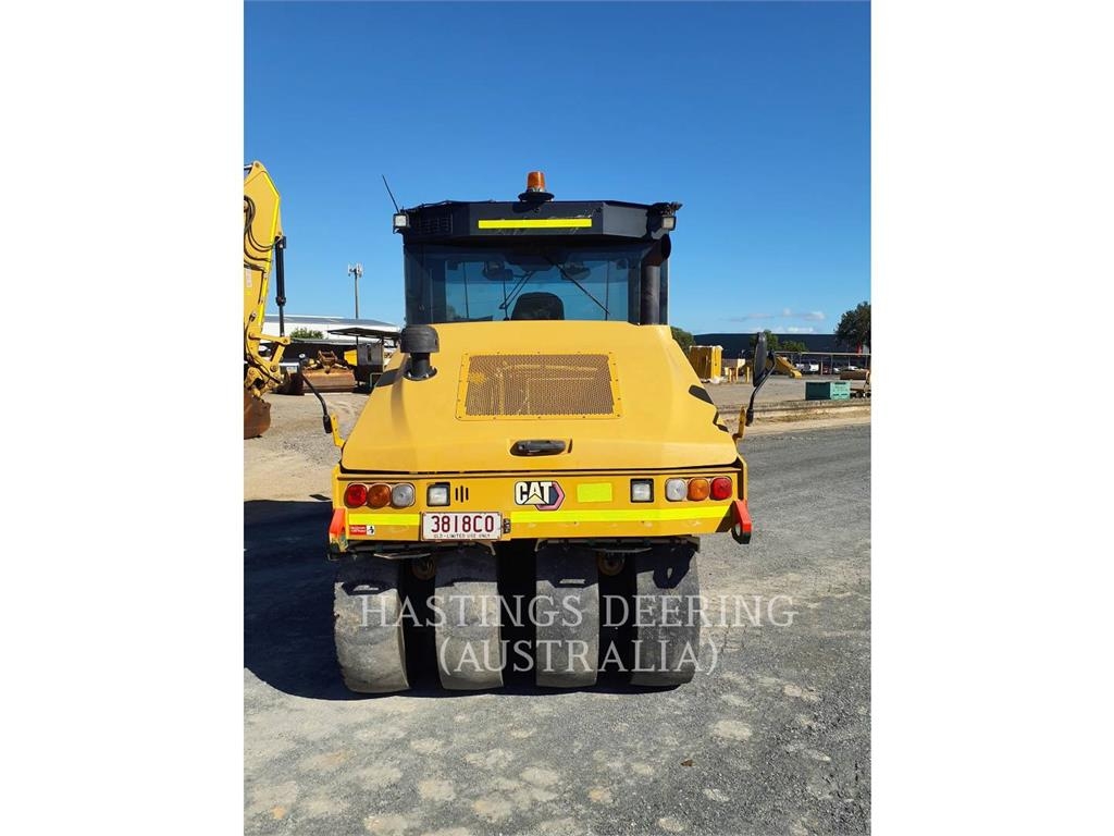 CAT CW34LRC image 9