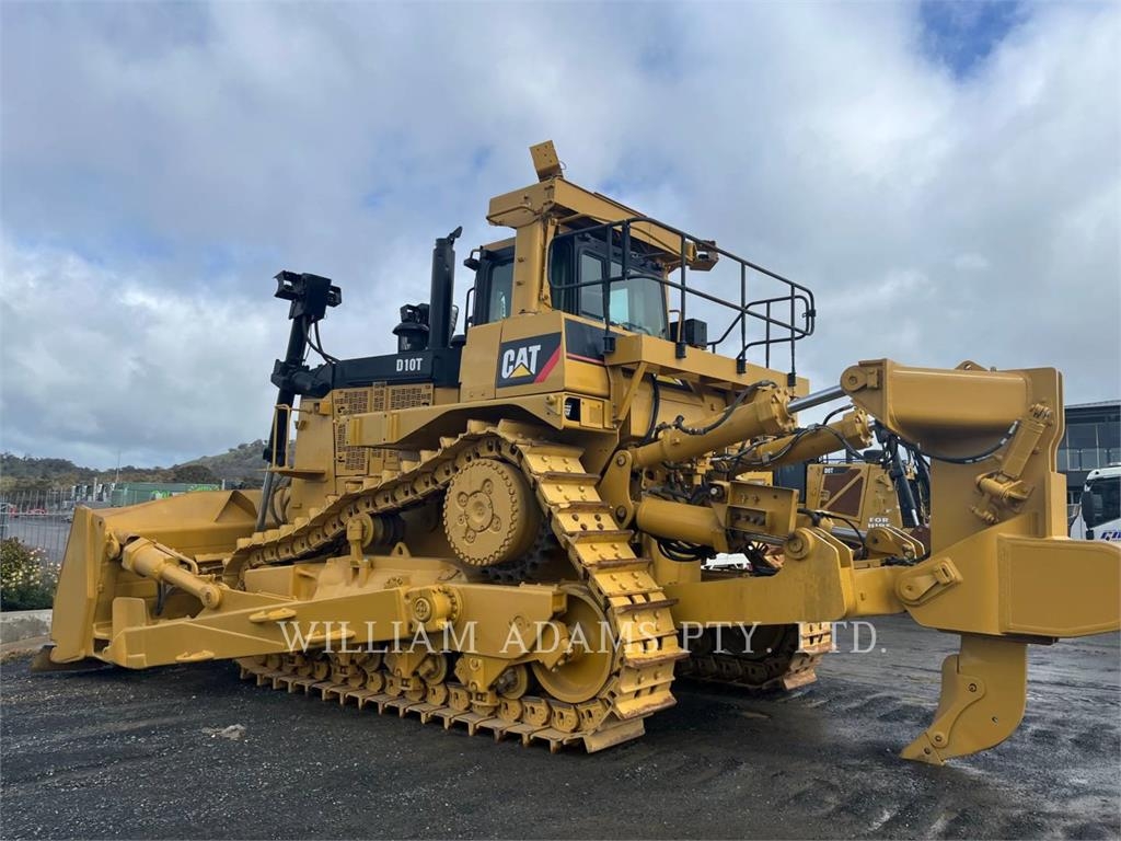 CAT D10T image 4