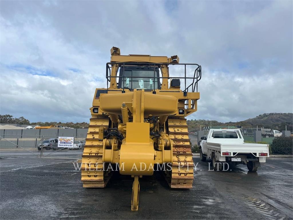 CAT D10T image 5