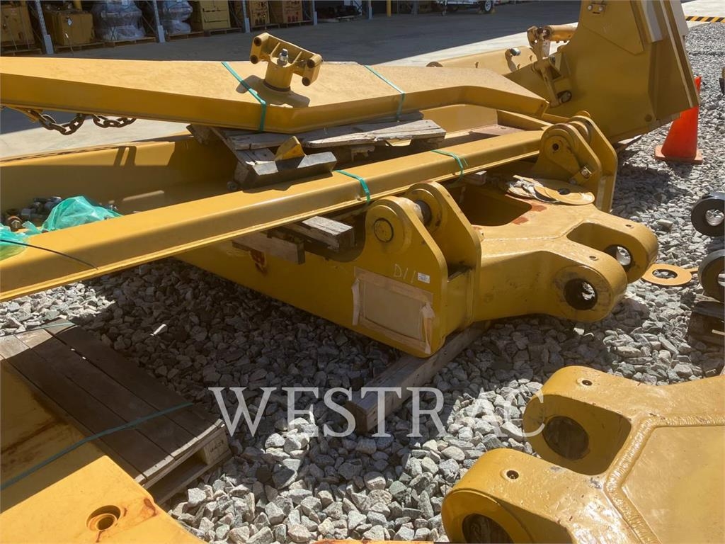 CAT D11 SINGLE SHANK RIPPER image 9