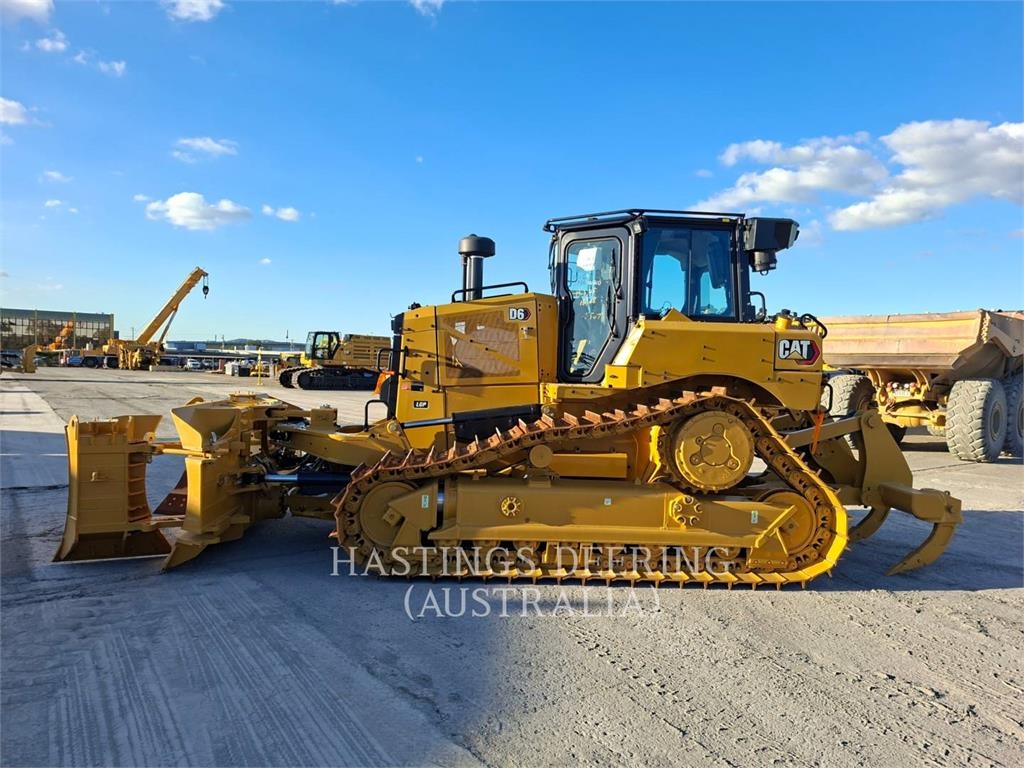 CAT D6-20VP image 8