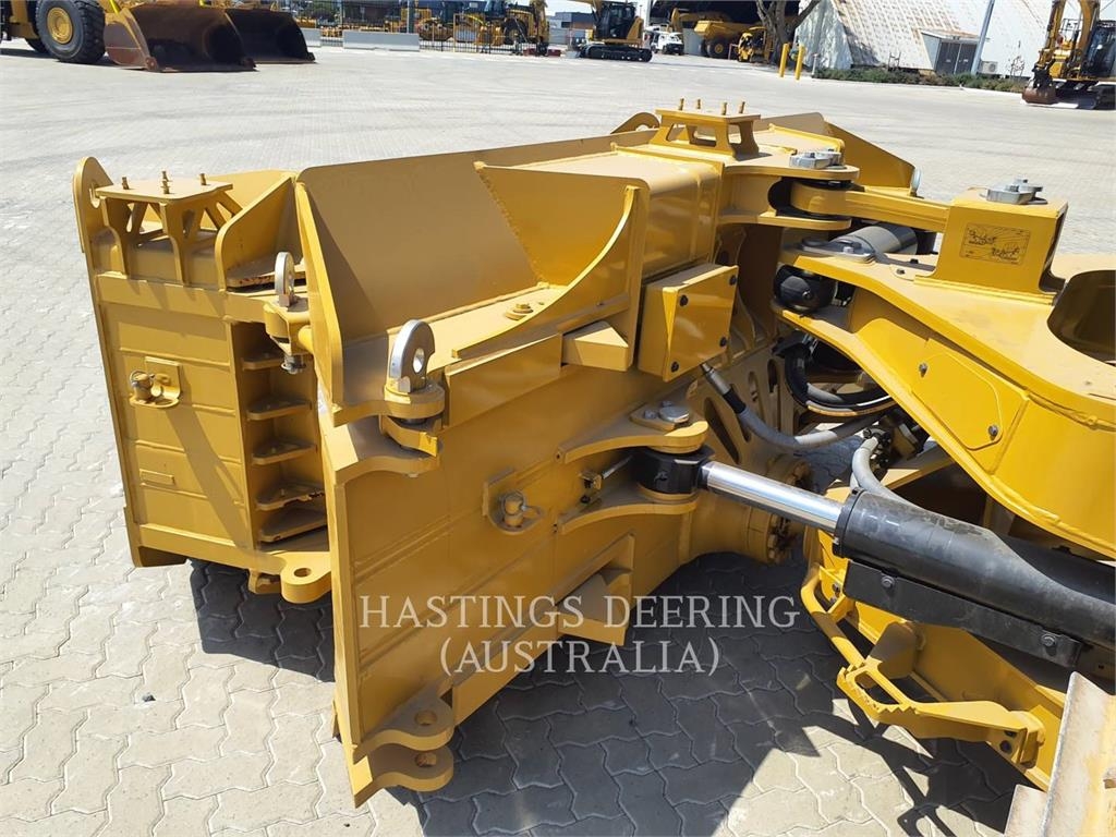 CAT D6-20VP image 12