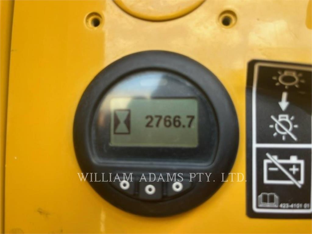 CAT D6T image 5