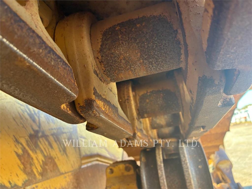 CAT D6T image 10