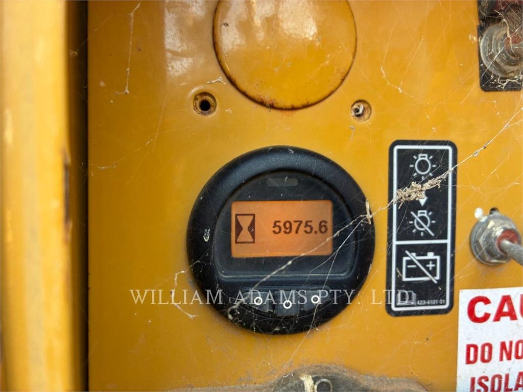 CAT D6T image 5