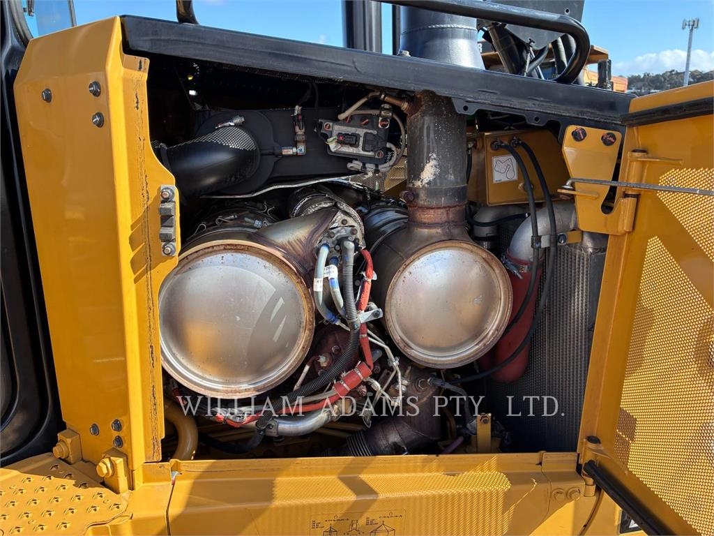CAT D6-XE LGP image 6