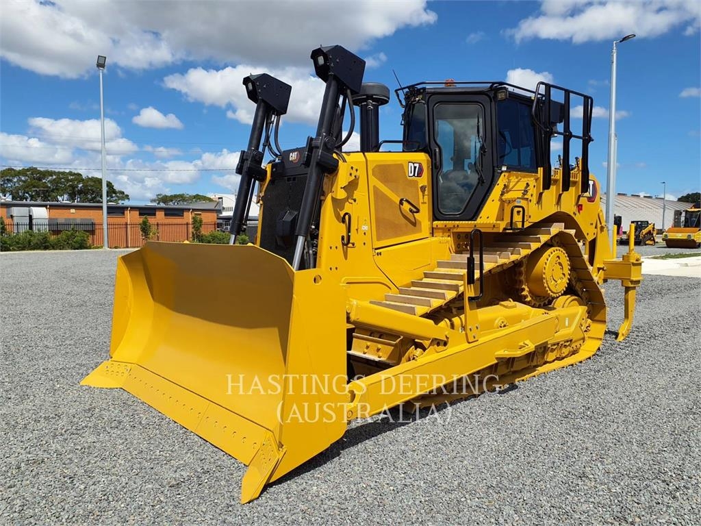 CAT D7-17