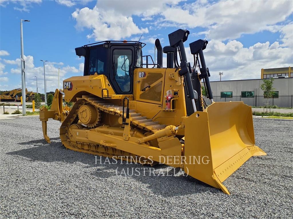 CAT D7-17 image 2