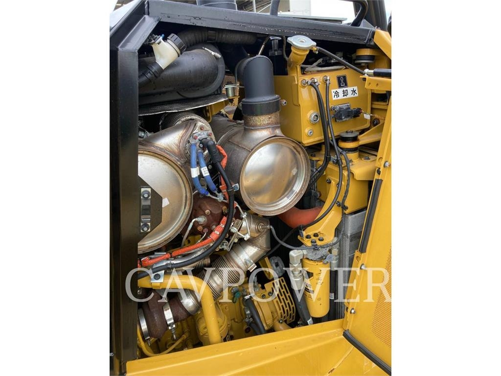 CAT D7E image 7