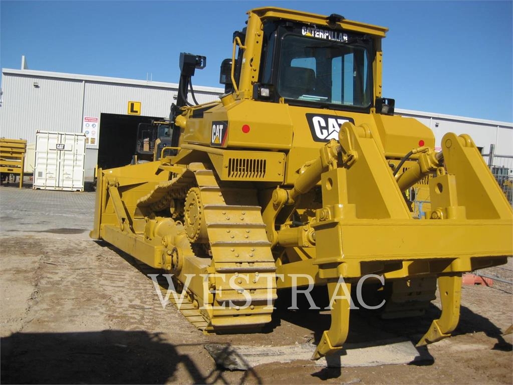 CAT D7R image 4