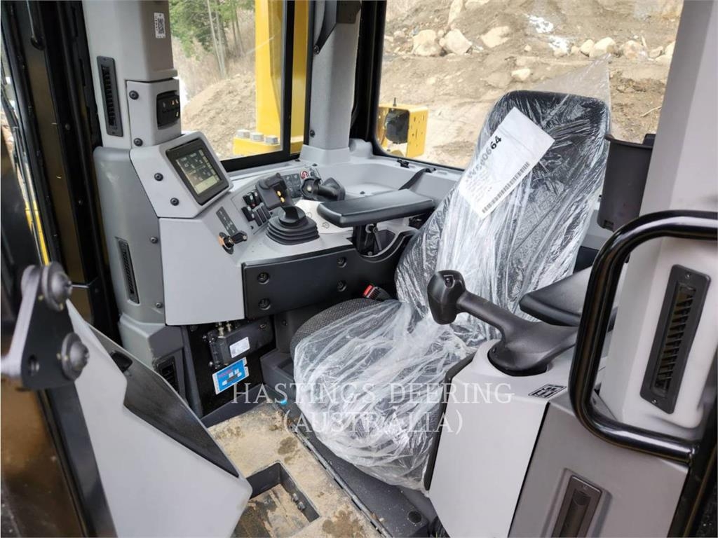 CAT D8-21 image 5