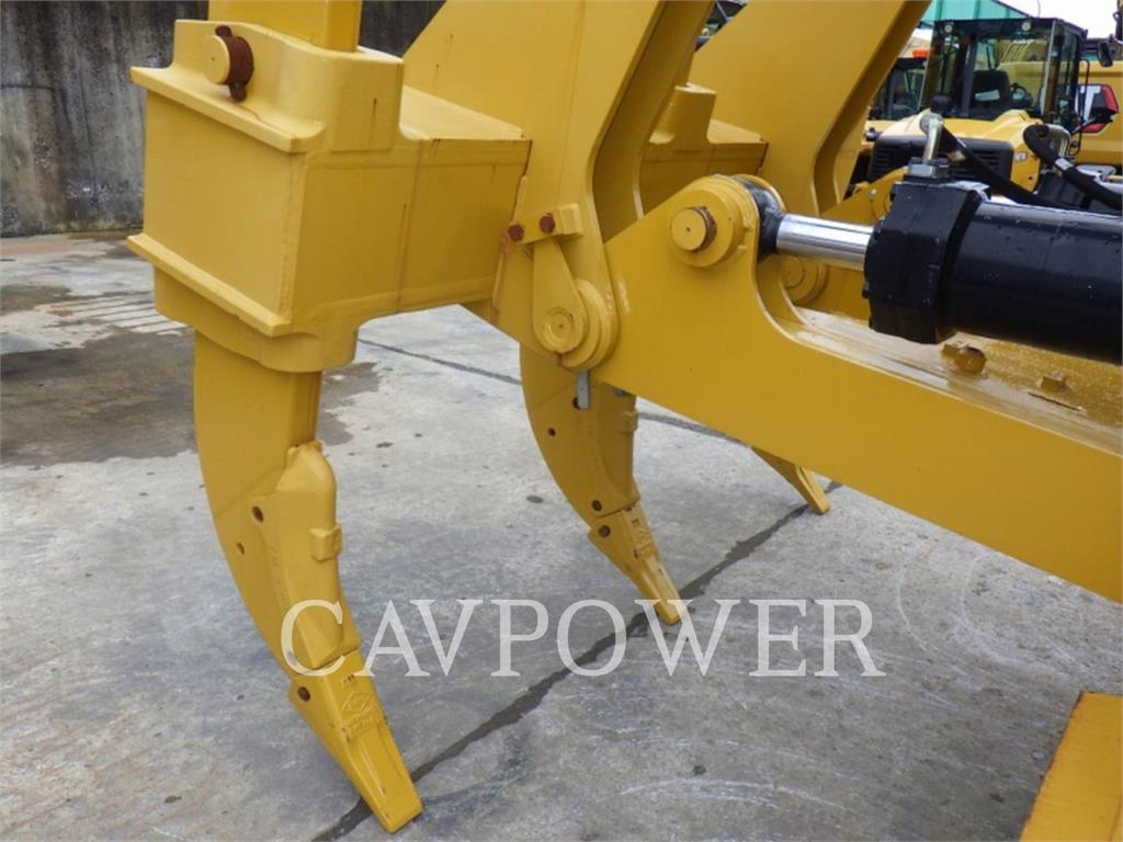 CAT D8-21 image 2