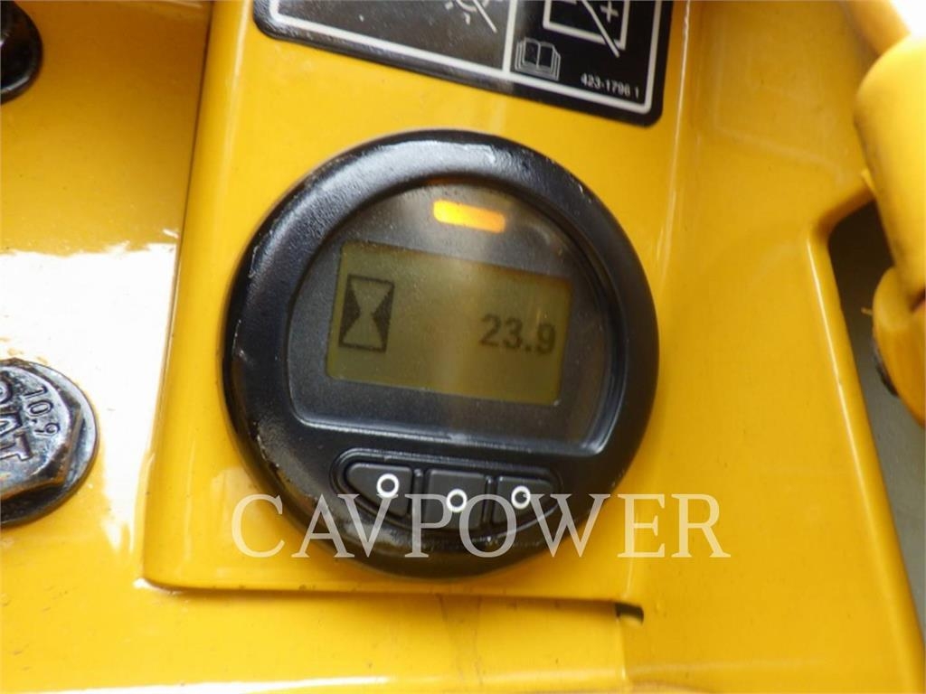 CAT D8-21 image 5