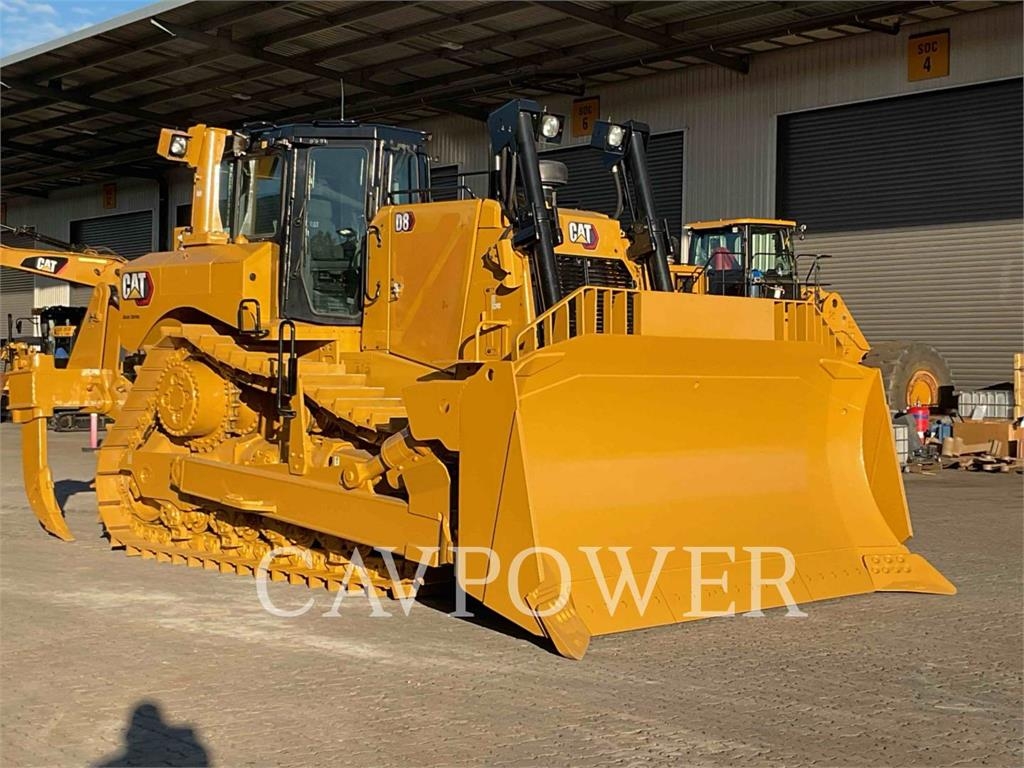CAT D8 image 2