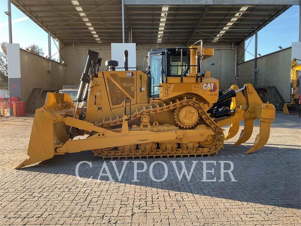 CAT D8 image 9