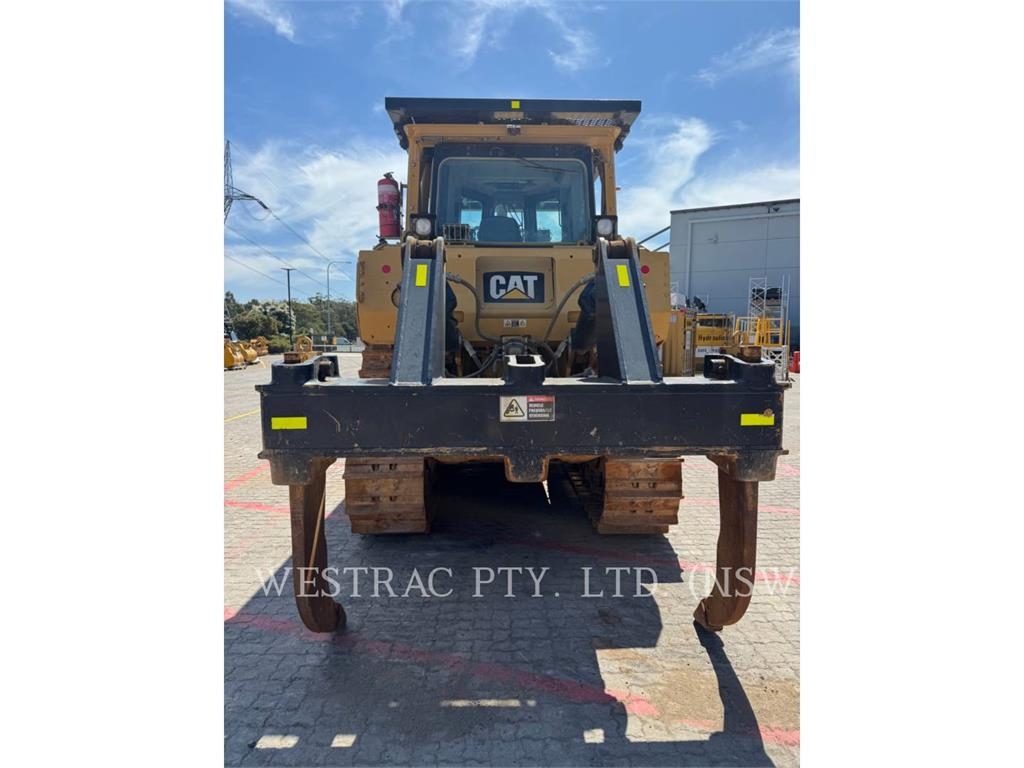 CAT D8T image 7