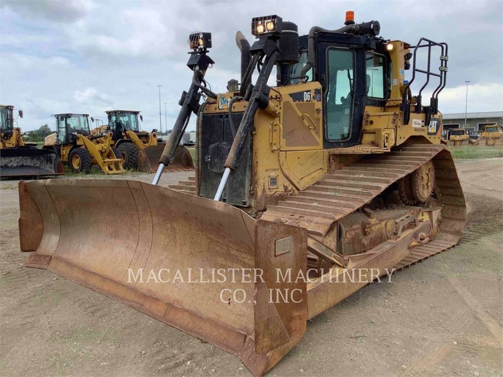 CAT D6T LGP WH