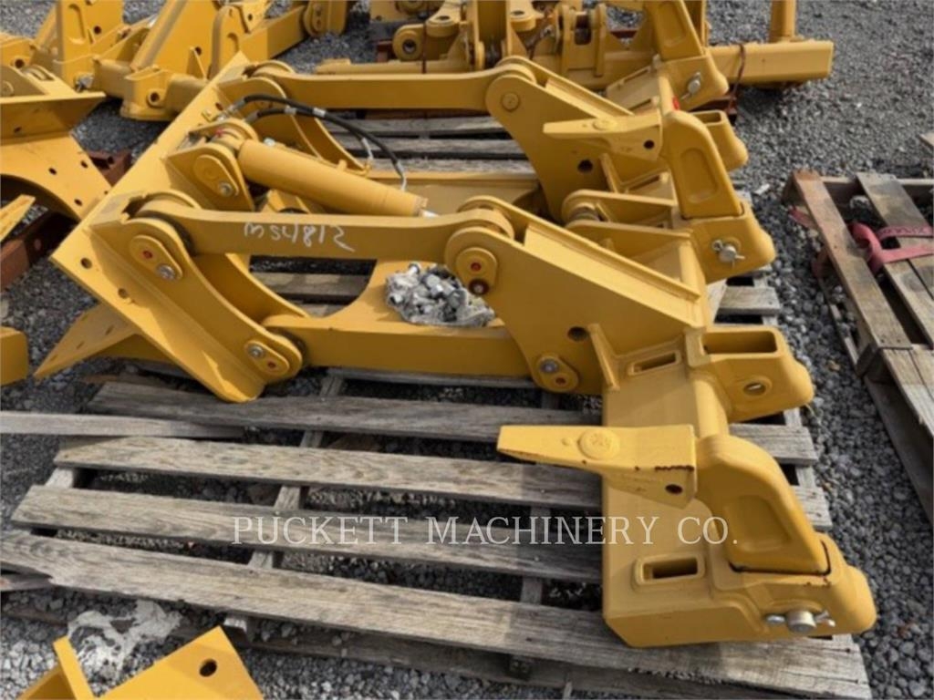 Kitty Ripper CAT RIPPER - 140GC - 松土器 - 建筑设备 - CATERPILLAR WORLDWIDE