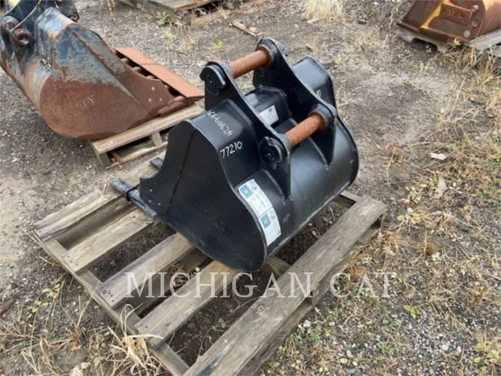 CAT WORK TOOLS (NON-SERIALIZED) 5TON 24 HDBKT