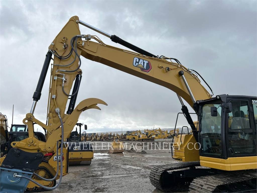 Caterpillar 325 TH