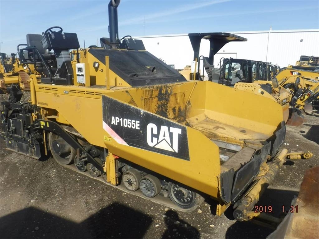 Caterpillar AP1055E Asphalt pavers Construction CATERPILLAR WORLDWIDE