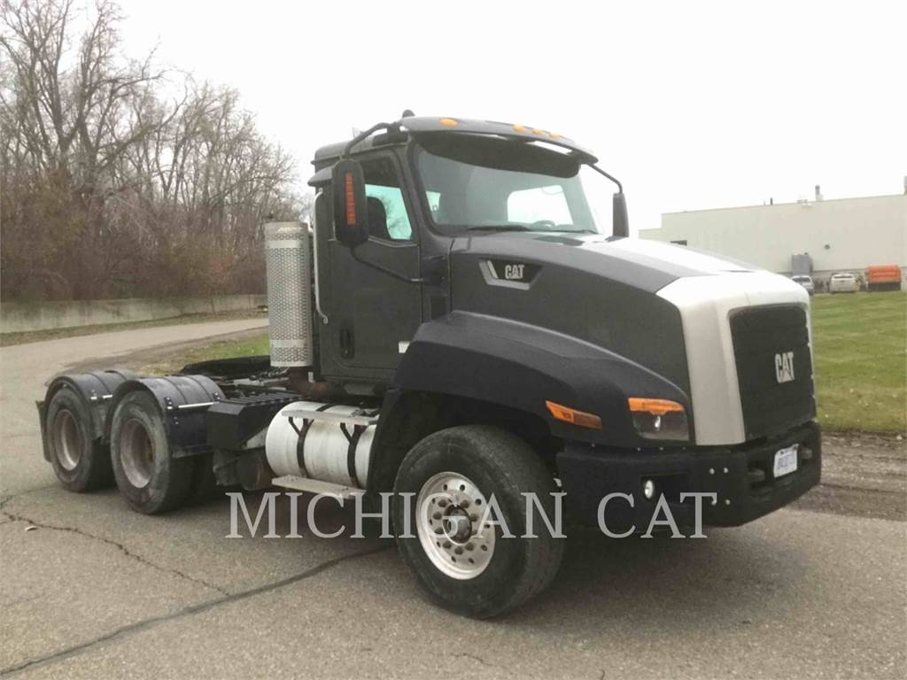 Caterpillar CT660 TS13M18 on highway trucks Transport CATERPILLAR WORLDWIDE
