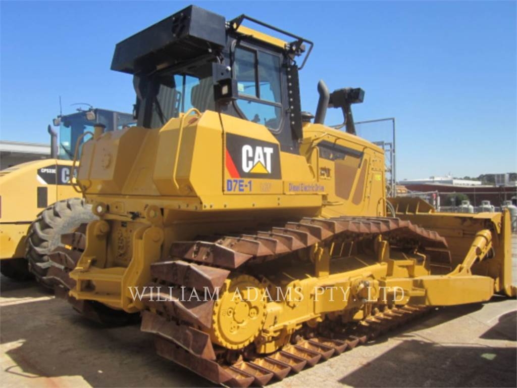 Caterpillar D7E Dozers Construction CATERPILLAR WORLDWIDE