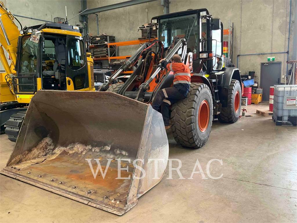 Hitachi ZW180-5B - ホイールローダー・タイヤショベル - 建設