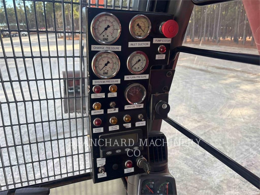 2017 Hitachi ZX225USLC / SHINN For Sale - 199,500 USD | Cat Used