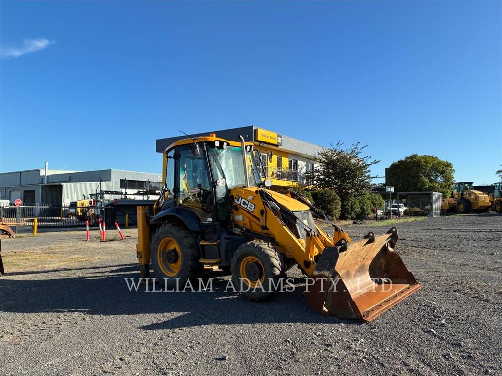 JCB 3CX image 2