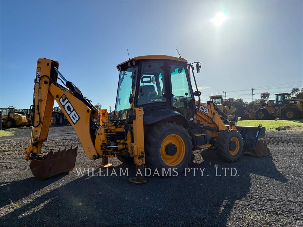 JCB 3CX image 3