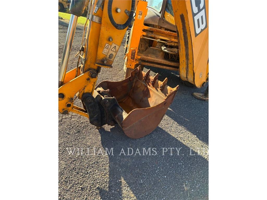 JCB 3CX image 8