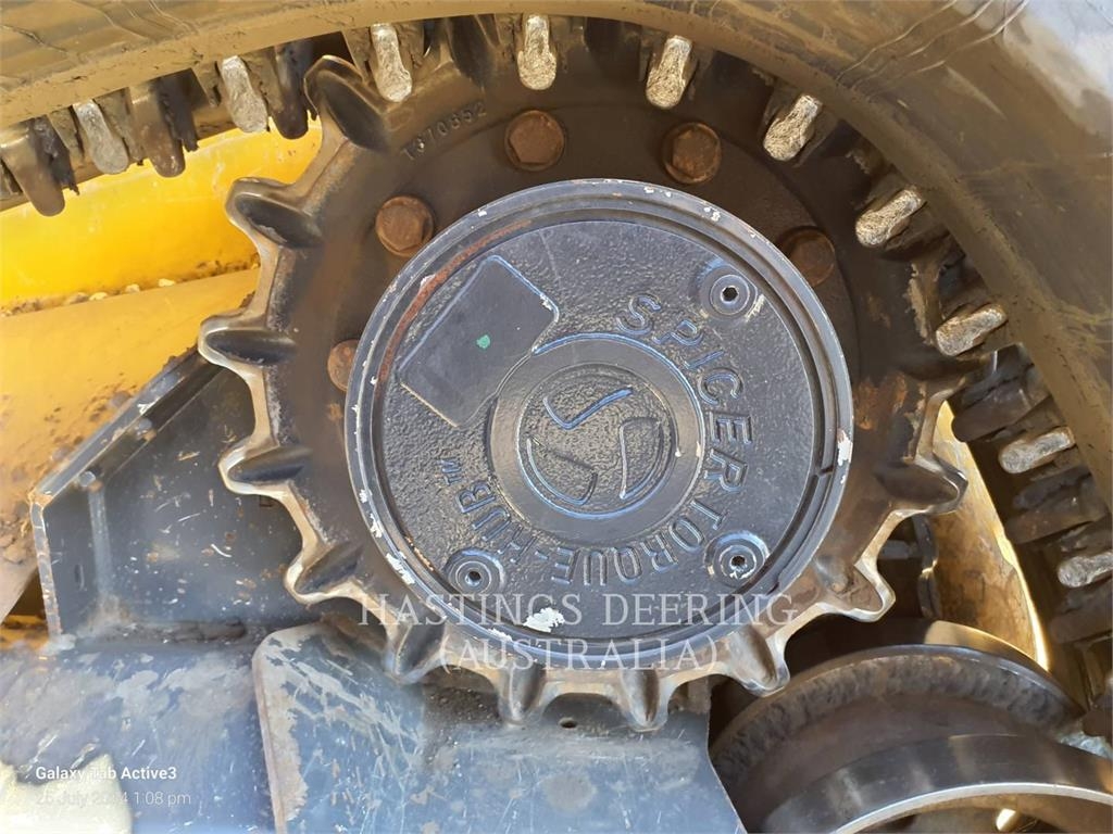 John Deere 331G image 12