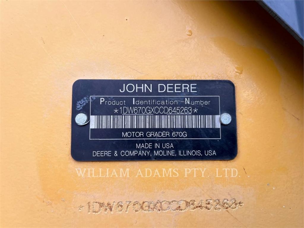 John Deere & CO. 670G image 6