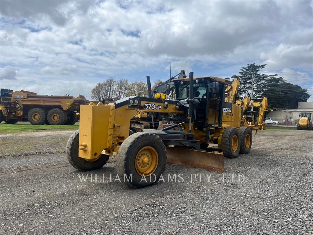 John Deere & CO. 670GP