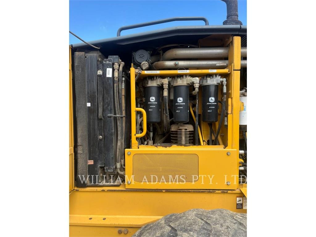 John Deere & CO. 670GP image 9