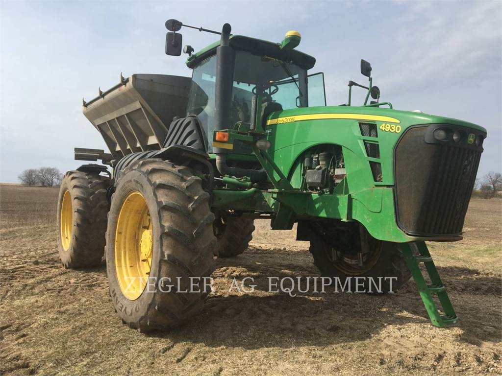 John Deere & CO. 4930 Mineral spreaders Agriculture CATERPILLAR WORLDWIDE
