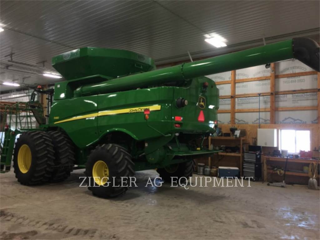 John Deere & CO. S680 combines Agriculture CATERPILLAR WORLDWIDE