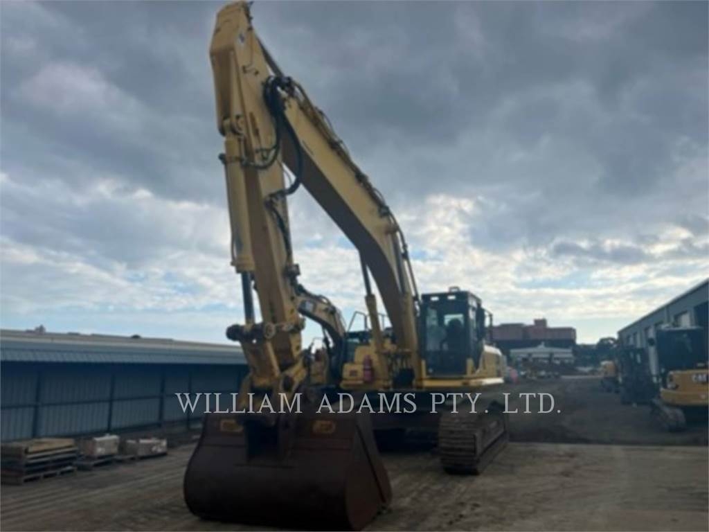 Komatsu PC450LC-8 - 大型油圧ショベル12t以上（パワーショベル  