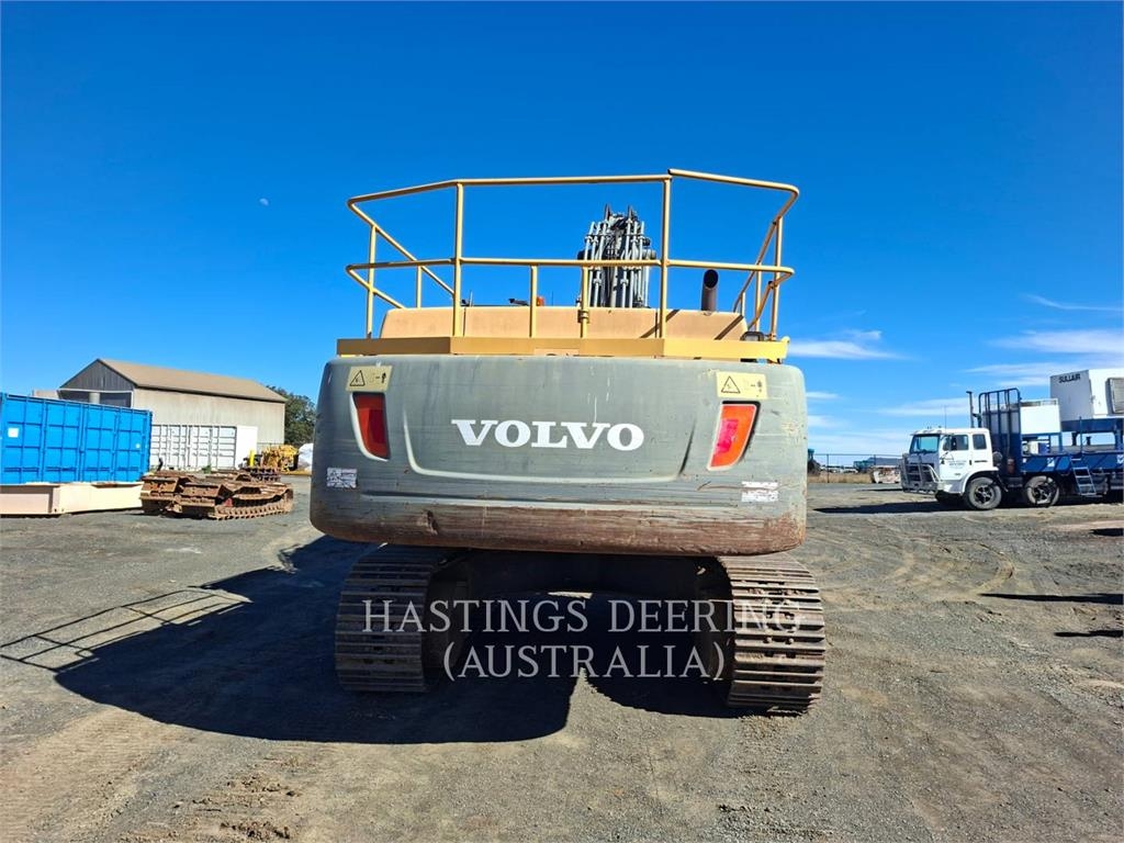 Volvo EC480DL image 9