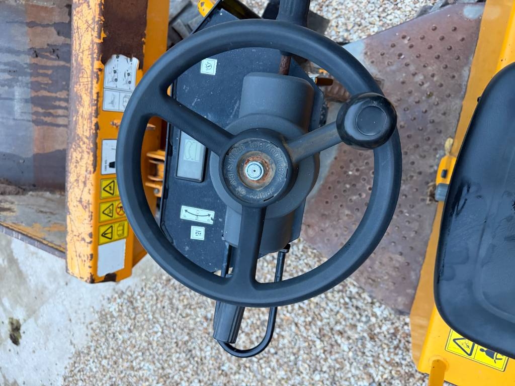 JCB 1 T - thumbnail 21